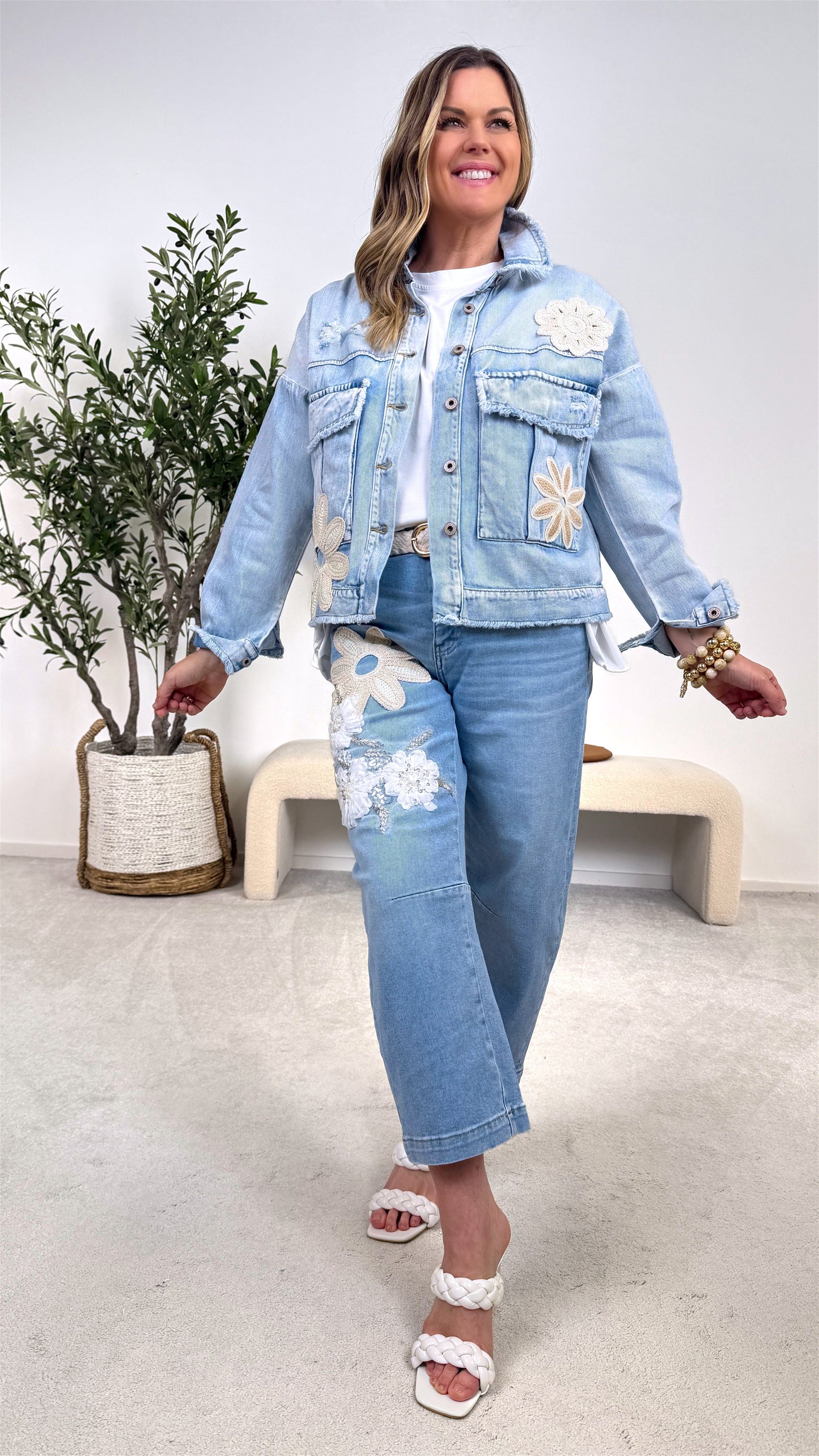 Flower Power Muse - Giacca di jeans giocosa