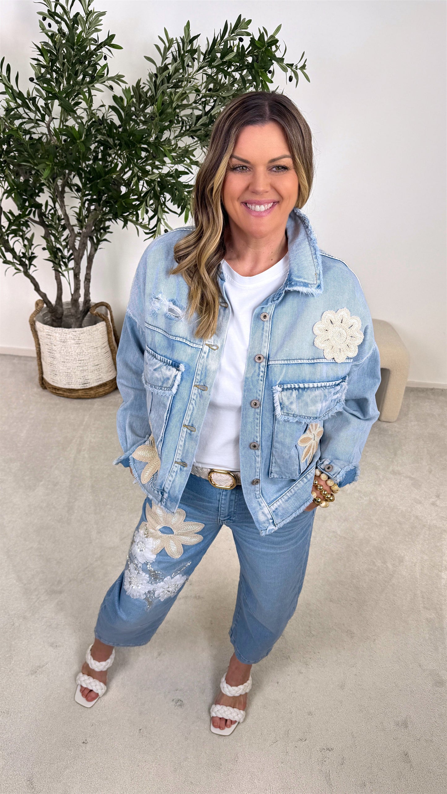 Flower Power Muse - Giacca di jeans giocosa