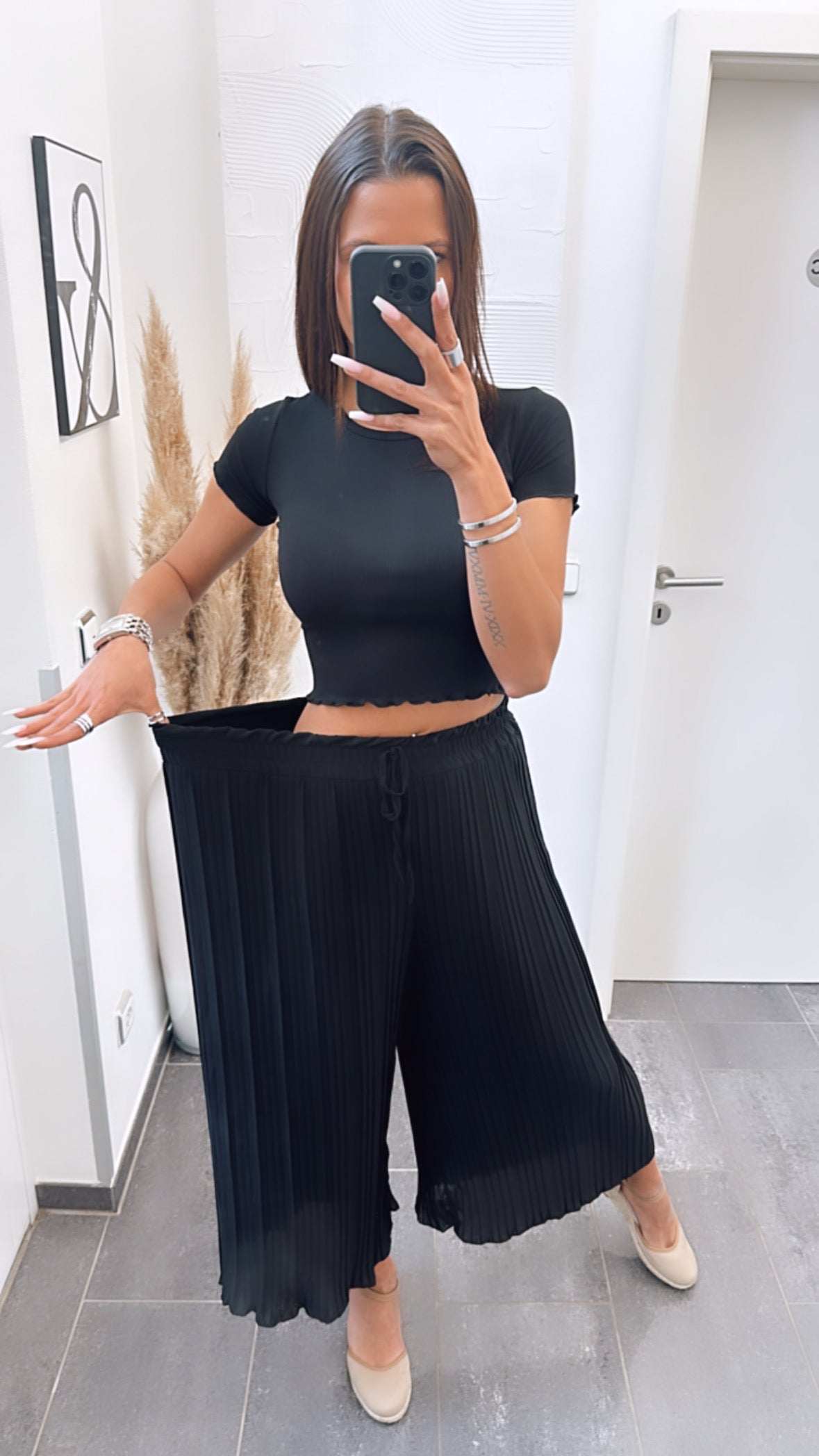 Pantaloni Plissettati Neri