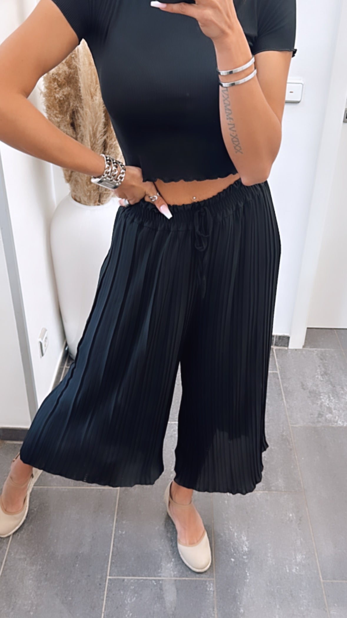 Pantaloni Plissettati Neri