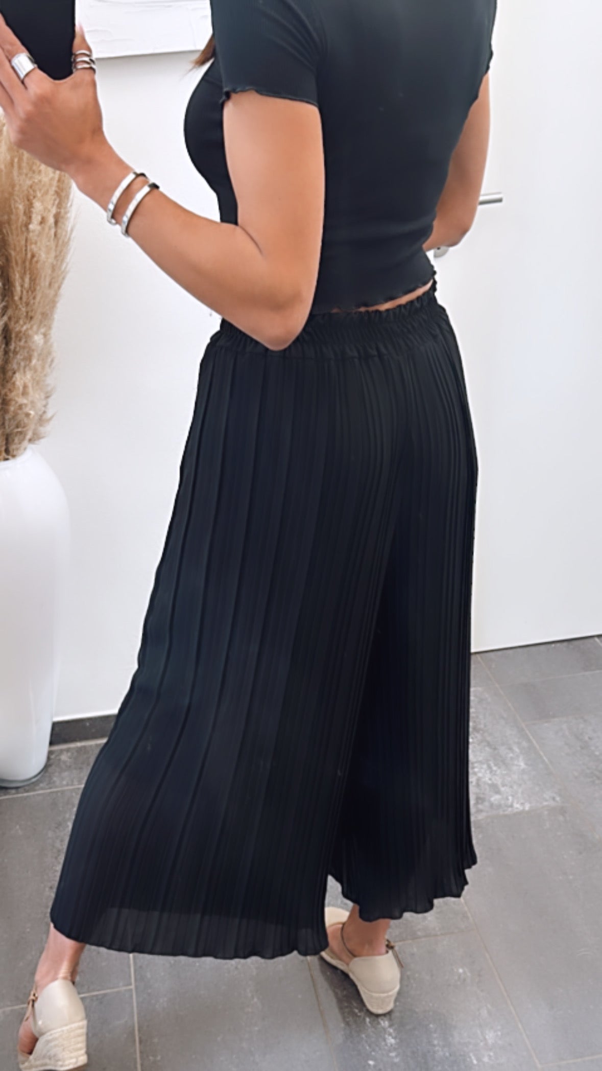 Pantaloni Plissettati Neri