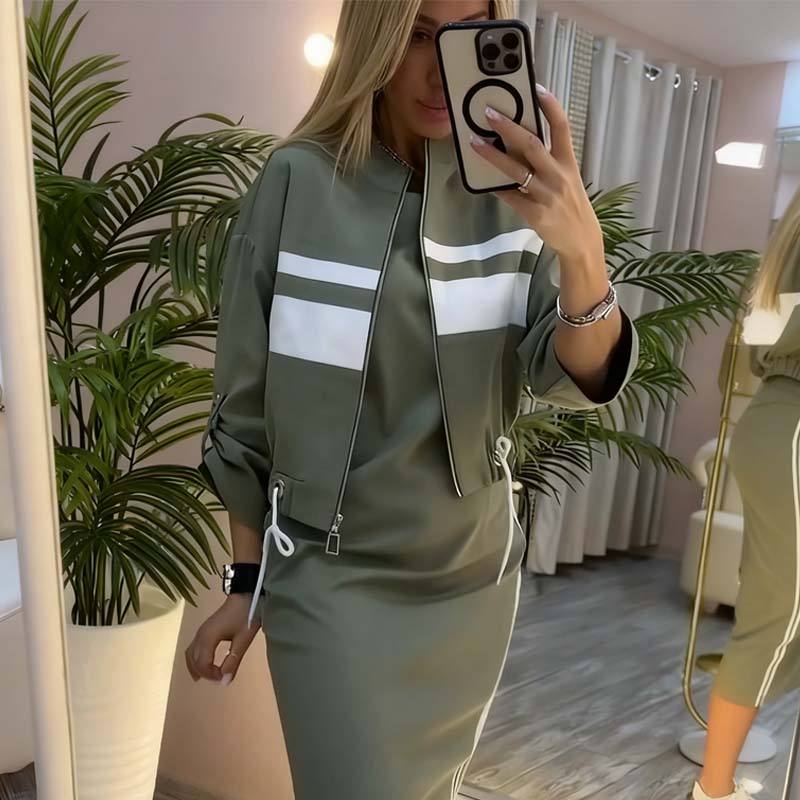 Set Giacca e Vestito con Collo Alto da Donna
