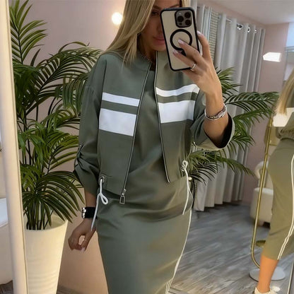 Set Giacca e Vestito con Collo Alto da Donna